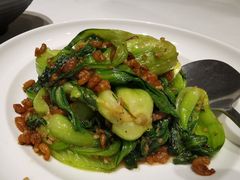金钩虾炒小油菜-开海·红岛海鲜虾水饺(石老人店)