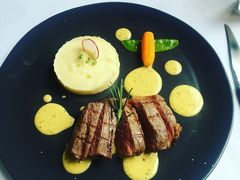 -La Villa French Restaurant
