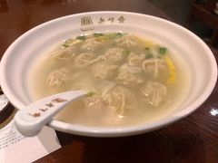 刀汁小馄饨-老半斋(福州路店)