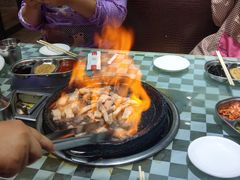 -韩红石板肉(范西路店)