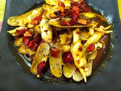 -扒虾小妹儿麻辣海鲜(宏图街店)