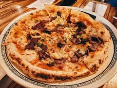 咸肉洋葱蓝芝士披萨-PIZZA BIANCA(民园店)