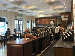 自助取餐区-星巴克臻选(广州沙面店)