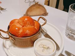 餐前面包-壳里西餐厅Coquille Seafood Bistro(蒙自路店)