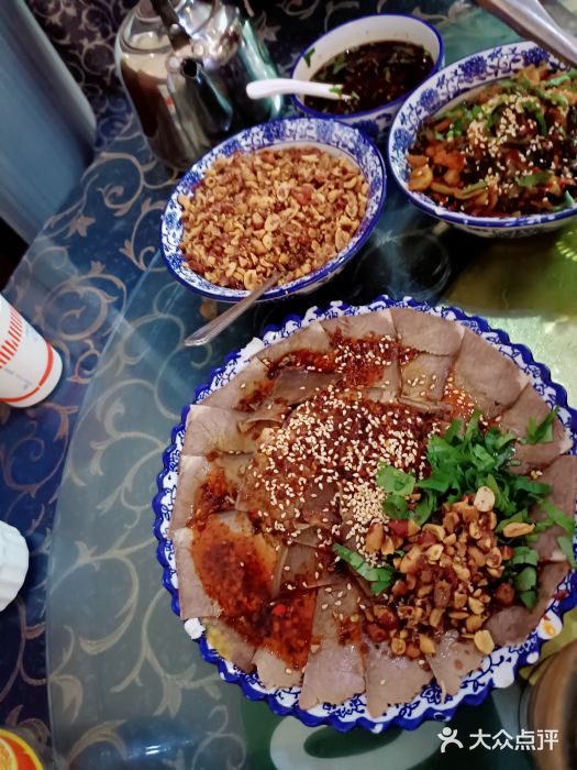 回辉登偰氏面片(东莲花美食街店)厚凉片图片
