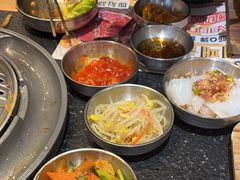 -GOGIYA·咕叽吖韩国传统烤肉店(东方新天地店)