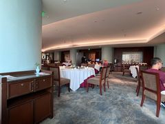 -粤财皇冠假日酒店·彩华轩中餐厅