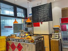 -柳州肥姨妈大骨螺蛳粉(曹路店)