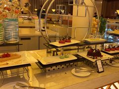 -东西风牛排馆周末烧烤自助(首都机场希尔顿店)