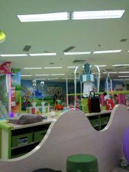 -孩子王童乐园(洛阳万达店)