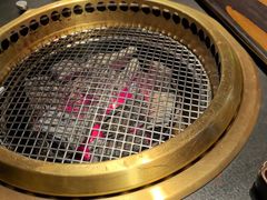 -铭牛烧肉·和牛海鲜自助(高新月牙湖店)