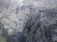 -燕子河大峡谷天坑仙境