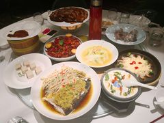 -雀蓝川菜(奥体广场店)