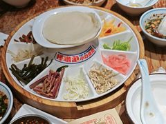 -怪噜范·老贵阳街头名小吃(鸿通城店)