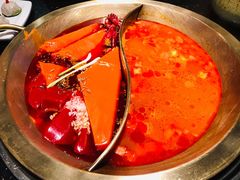 -潮火锅·麻辣牛肉火锅(观音桥方圆·LIVE店)