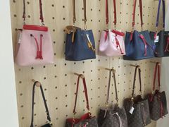-六六奢品·vintage中古·回收二手奢侈品包包手表首饰(环球港店)