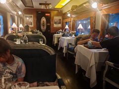 -火车头法国西餐厅