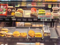-星巴克(青岛火车北站候车大厅店)