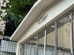 -HUGS coffee(东区店)
