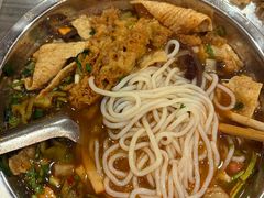 -柳州肥姨妈大骨螺蛳粉(万达中心店)