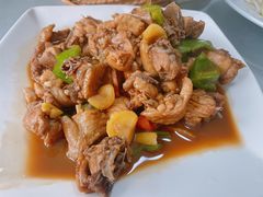 板栗烧鸡-天乐农家鱼头王(天目湖店)
