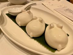 牛奶小白兔-香港龙凤楼(陆家嘴中心店)