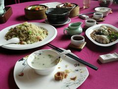 -景月阁空中食府(希尔顿酒店)