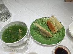 -品海楼·大连海胆锅贴馆(东港店)