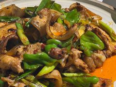 青椒回锅肉-付掌柜在成都·热炒砂锅集(金禾店)