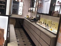 -BURBERRY(上海港汇恒隆广场店)