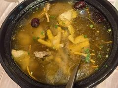滋补土鸡汤-王府井酒店(金桥港湾店)