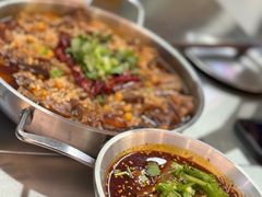 -蓉三少冒烤鸭·四川小吃集(北京首店)