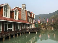 -梦娜斯庄园