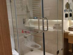 -兴芮温泉度假区