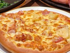 培根鸡肉双拼披萨-萨莉亚意式餐厅(杭州滨江天街店)