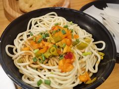 热干面-莲餐厅·湖北菜·藕汤是头牌(愚园路店)
