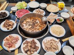 -乳仔牛牦牛汤锅 烤羊排(松潘古城店)