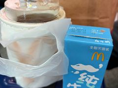 -麦当劳(合肥南站候车层)