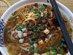 -左左香老潼关肉夹馍(龙山一路店)
