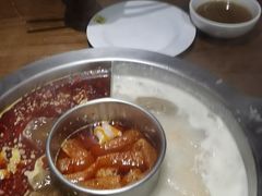 -佬土鹅肠火锅(解放路店)