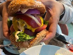 -Let'sBURGERplus·非常创意汉堡(三里屯店)