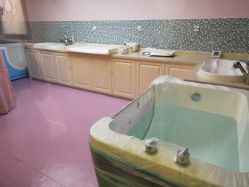 -海豚湾高端月子会所(黄浦店)