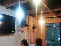 大堂-聚首堂·特色小吃·肘子(什刹海德胜门店)