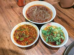 -万记麻辣烫国展总店