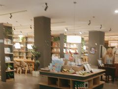 -魔方城市书房(中街益田店)