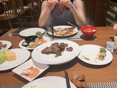 现煎牛排-明月东一酒店·菲斯特自助餐厅