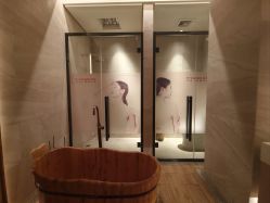 -苑苑vbeauty科技美容SPA