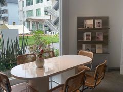 -洪小鹏生活美学馆(领SHOW天地店)