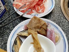 -锤头鲨毛肚海鲜烤肉自助餐厅(国购广场店)