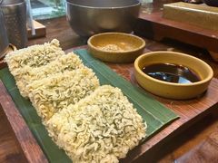 -银米·云南传统过桥米线(双廊黑金冠店)